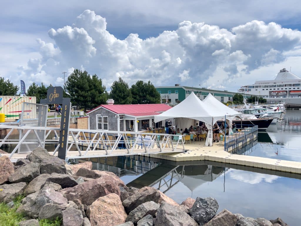 Restaurant flottant Grotto's de Charlottetown