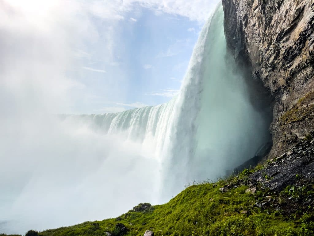 Vue sur les chutes du Niagara - Journey Behind the Falls