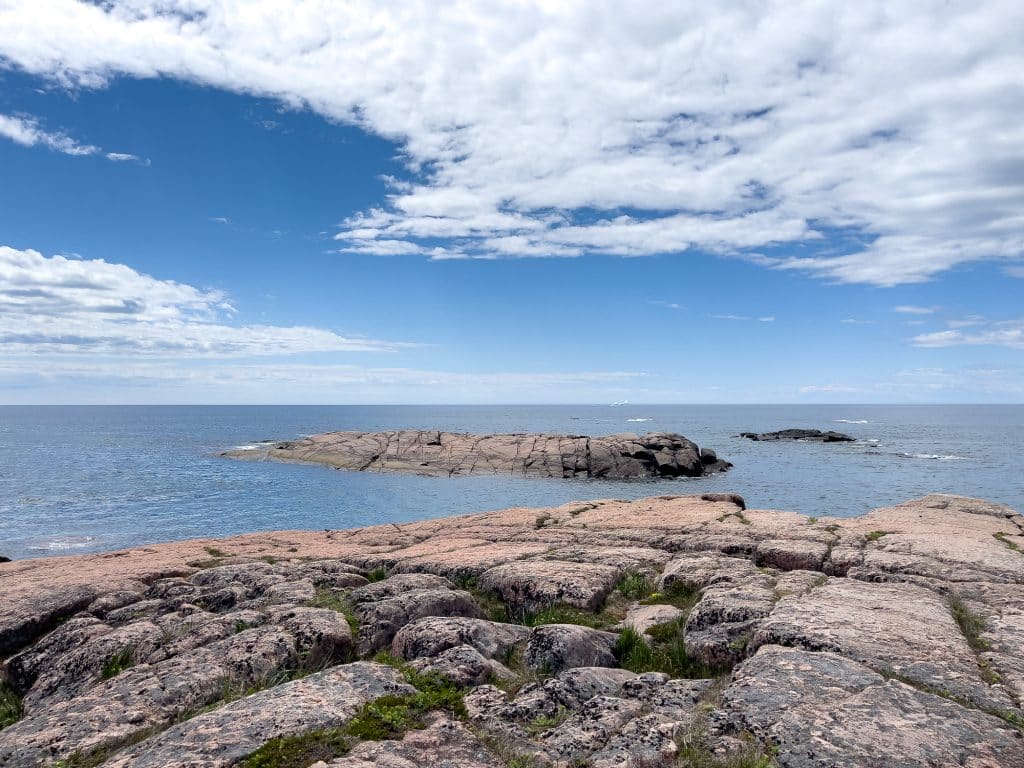 L'Anse-au-Clair et l'océan