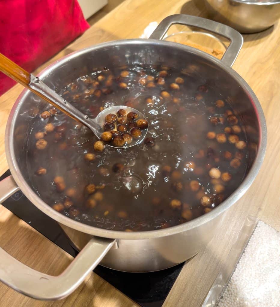 Boules de boba qui bouillent pour bubble tea