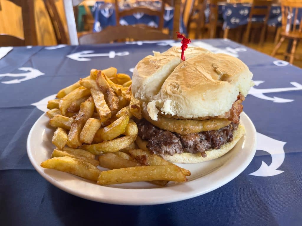 Burger d'orignal - L'Anse-aux-Meadows