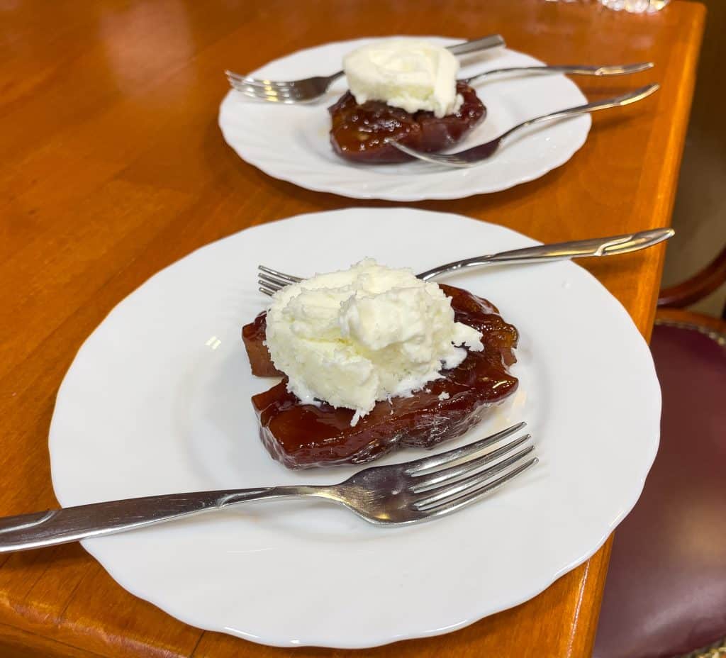 Dessert au coing - Yummy Istanbul food tour