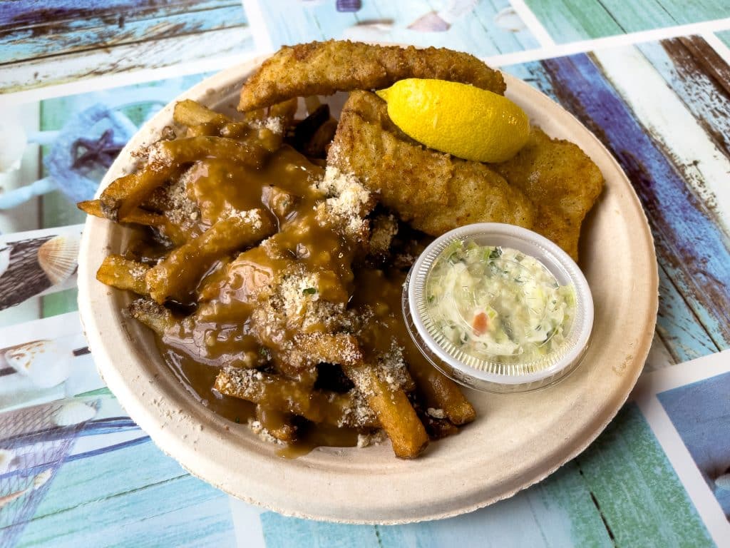 Fish and chips du Whaler's Restaurant and Cabins