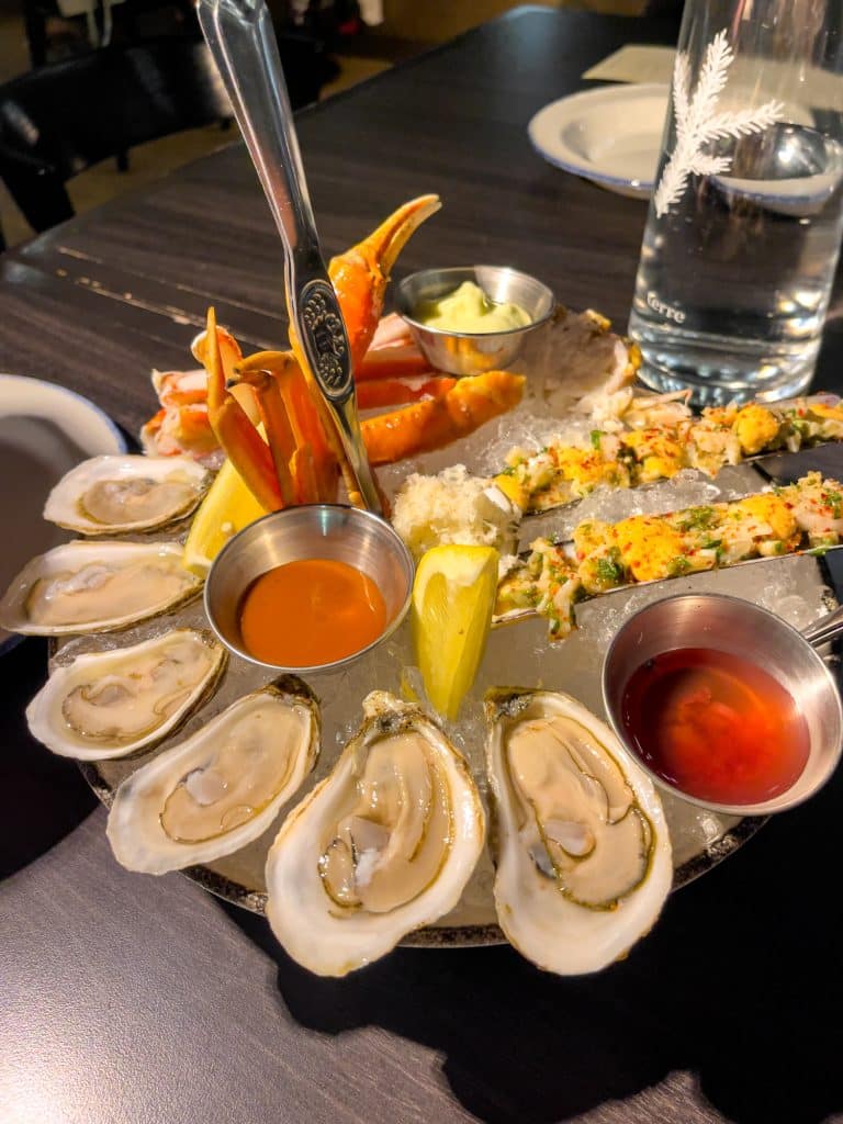 Plateau de fruits de mer - Restaurant Terre de St. John's